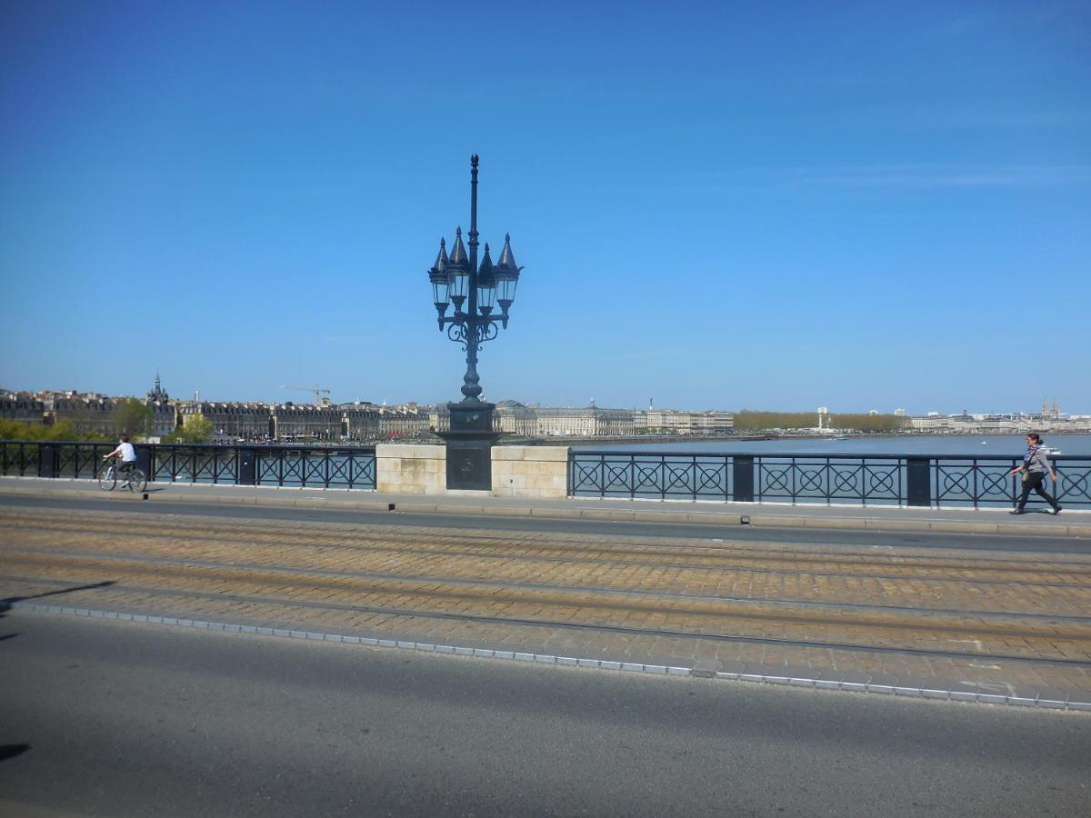 Beautiful Old Property In Bordeaux Center Exterior foto