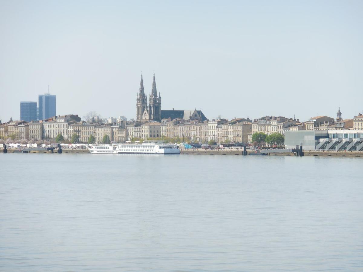Beautiful Old Property In Bordeaux Center Exterior foto
